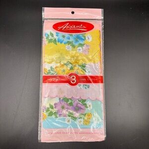 NWT Axxents Handkerchiefs Set of 3 Floral Printed Cotton‎ Scalloped 12” x 12”